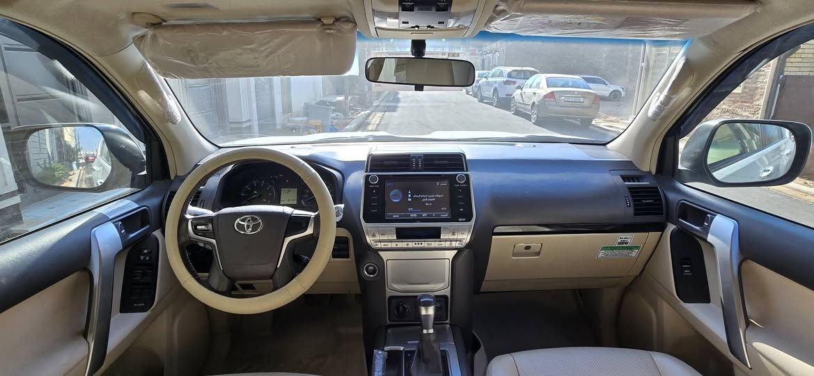 للبيع /
سياره:  برادو 
موديل 2018
حاله جيده مسافه 90,000
_  رقم اربيل 
_ سياره جديده بمعنا الكلمه 
السعر المطلوب (39,000) وبيها مجال بسيط 
التواصل : (***********)
