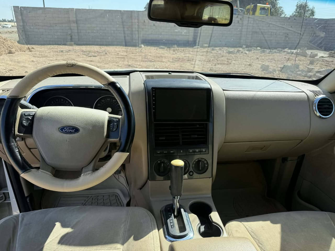 للبيع فورد اكسبلور ٢٠١٠ خليجي ٧راكب ٣ قطع تبريد مركزي تخمً تاير جديد كير مكينه جدد تبريد خير من الله سياره اي نقص مابيها تحويل بشرط السعر ١٠٥ مكاني ديالى***********
