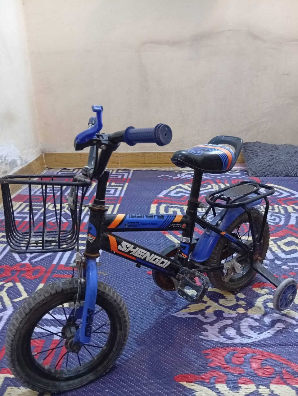 باسكاك اطفال البيع السعر 25 ناصريه مركز 
@إشارة


**إذا كنت صاحب هذا الإعلان وتريد حذفه لأي سبب، رجاءا أرسل رسالة إلى الدعم الفني**
