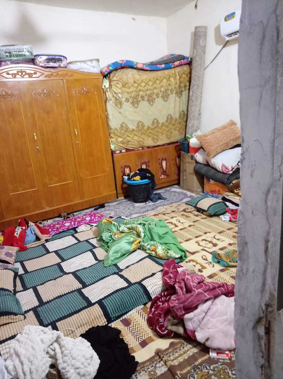 بيت تجاوز للبيع  المساحه الكليه 75م

 العنوان  مدينة الصدر  قرب حسينة الامام المهدي

  بناء بلوك عگاده ارضيه سيراميك  ماي كهرباء مجاري  

   محتوياته  ستقبال غرفه  ومطبخ وصحيات   

  كل تفاصيله  بتصوير الفيديو   واي استفسار مراسلتي

   السعر المطلوب   12 وبي مجال


**إذا كنت صاحب هذا الإعلان وتريد حذفه لأي سبب، رجاءا أرسل رسالة إلى الدعم الفني**