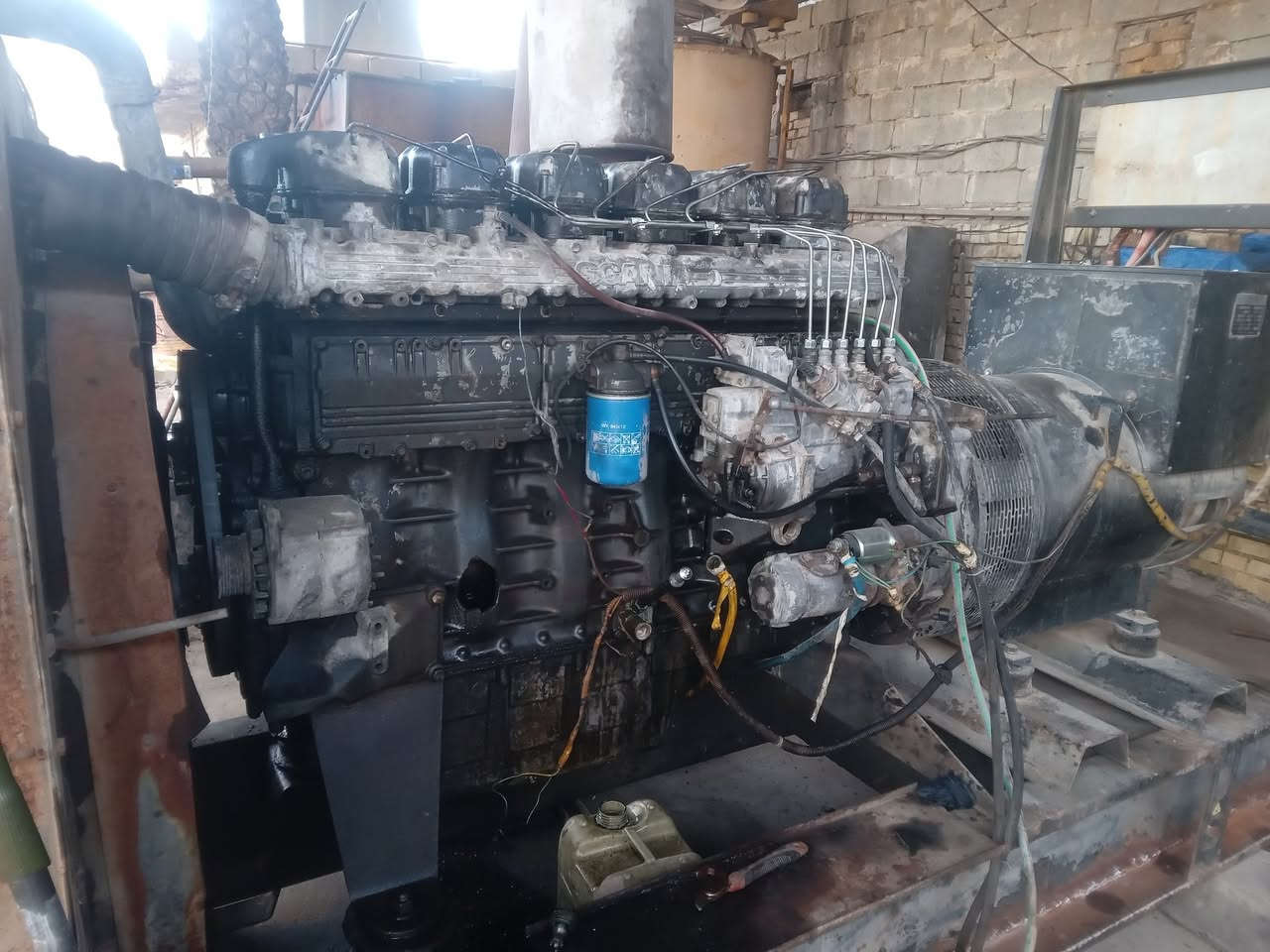 سلام عليكم 
مولدة سكانيه ١٢٤ رافسه 
٣٥٠ كيفي
***********
