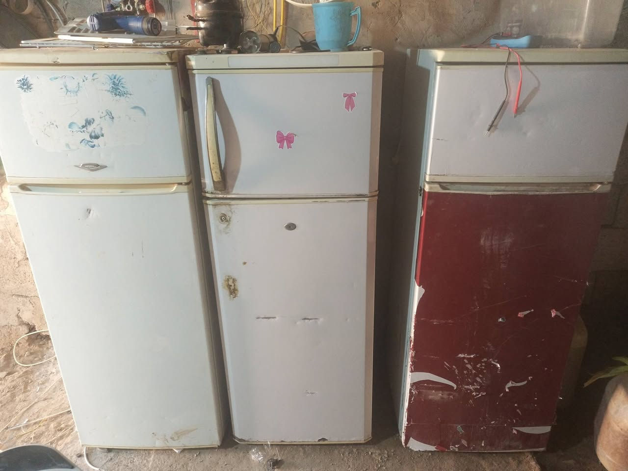 ابلاجكتور عدد 3السعر الواحد 40الف شرط الشغل 400واط
ثلاجه شرط الشغل السعر 75الف 
مجمده شرط الشغل السعر،125الف
غساله شرط الشغل برفال السعر 55الف 
هيتر السعر الزغير 10وثاني 20الف
سماعه مال تكتك السعر 25الف 
العنوان النهروان شارع الشمري ال ستالاف قرب رضا الحداد
وتساب ***********
