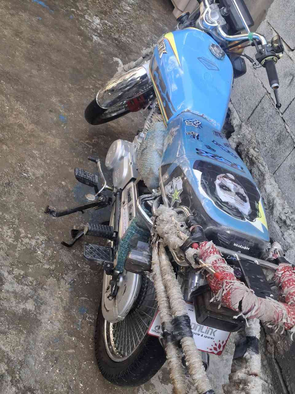 سلام عليكم دراجه تايكر 2024 البيع دراجه نضيفه كفاله عامه فيلاس ما فيلاسه عله وضع شركه جيبلك فيتر خل يشوفه ذا فيلسه سعره 750وبيه مجال هاذه رقمي ***********
