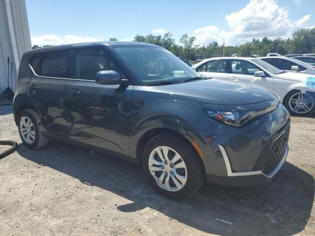 كيا صول 2025 LX  بدون رقم
محرك 2000 دوش
ماشيه 13000 ميل بدون ايرباك
المواصفات
تحديد مسار...سياقه ذاتيه  ... مانع انزلاق...
اطفاء ذاتي اثناء القياده...توقف ذاتي ....مود درايف نورمل وسبورت...
الحادث فقط شباك الدعاميه موضح بلصوره بس والسياره كلين ولاقطرة صبغ صور الحادث بلمنشور
مكان السياره حله لاستفسار 
***********
