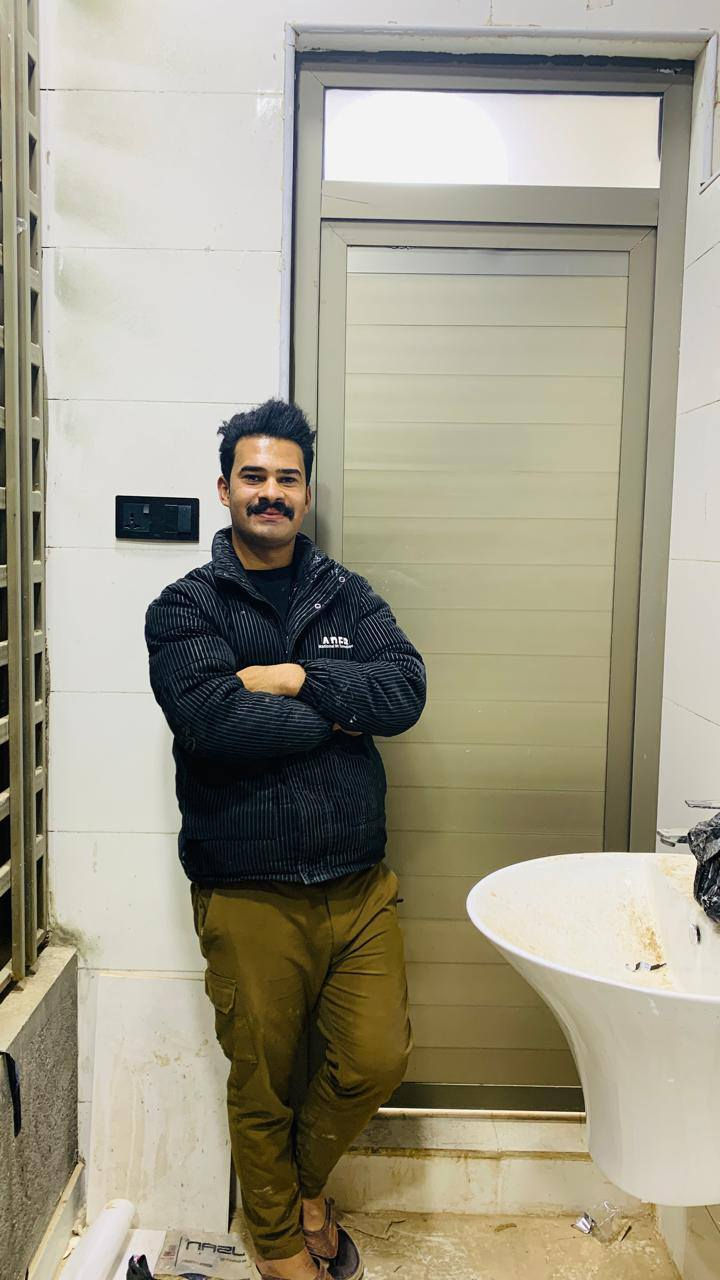 🛑هادي ابو حسن لكافة عمال الامنيوم 

◾نعمل بنظام  
◾النقد 
◾التقسيط 

⭕🧰لعمل وفتح ونصب وصيانة كافة اعمال الامنيوم من  

◾ابواب  🚪
◾شبابيك 🪟
◾محجرات 
◾قواطع مساحات  
◾ كاونترات بكافة انواعها وتصاميمها 

⭕💎 عن الجميع بل دقة والاحتراف في العمل والموعد 

⭕📍العنوان المعمل حي الحسين قرب علوة الرمل 

⭕للتواصل ‪***********‬‏📞
