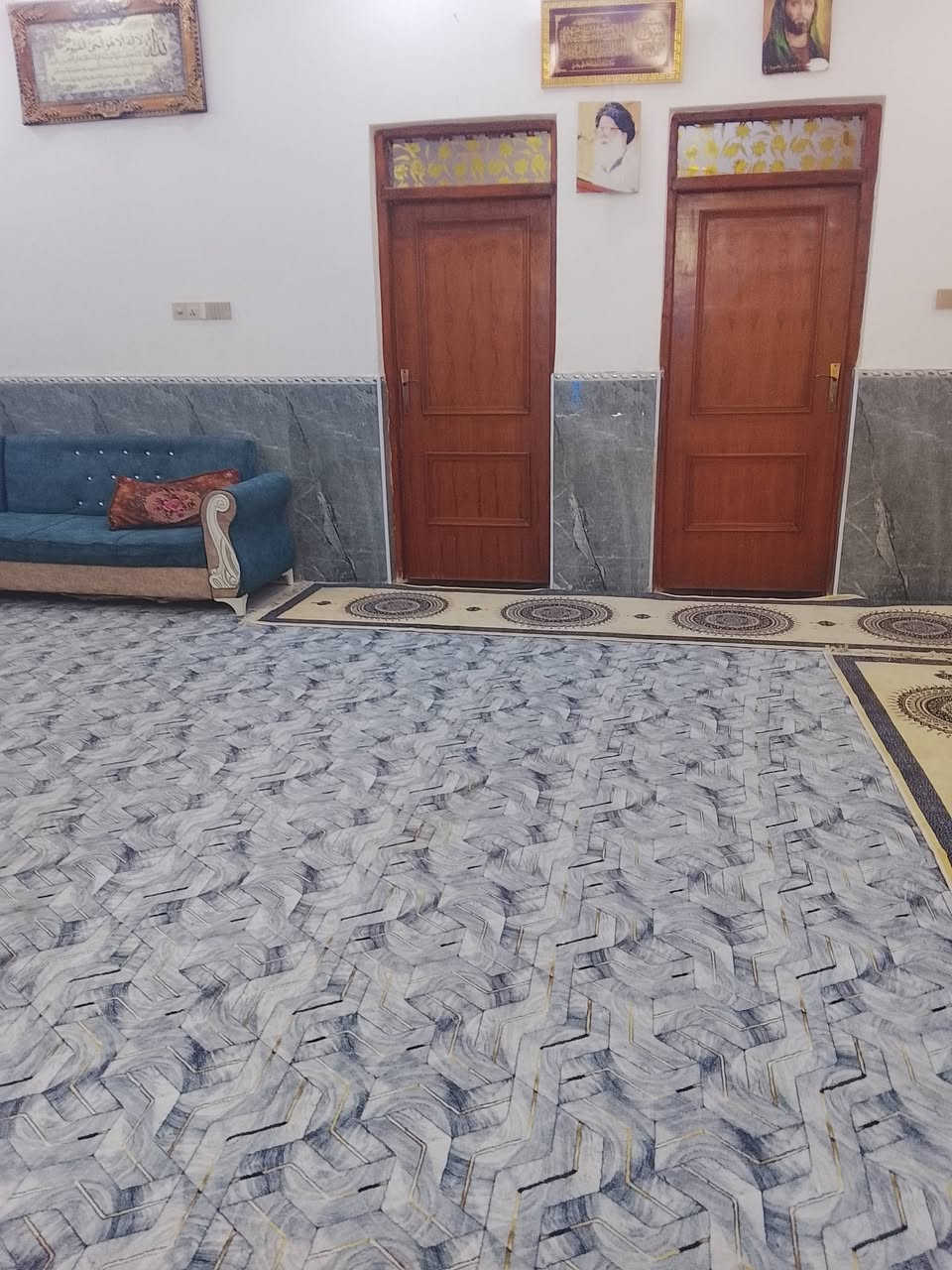 سلام عليكم
بيت زراعي داخل بطابو ذاك صوب حي السلام مساحه 800
باقي تفاصيل تصال 
***********
