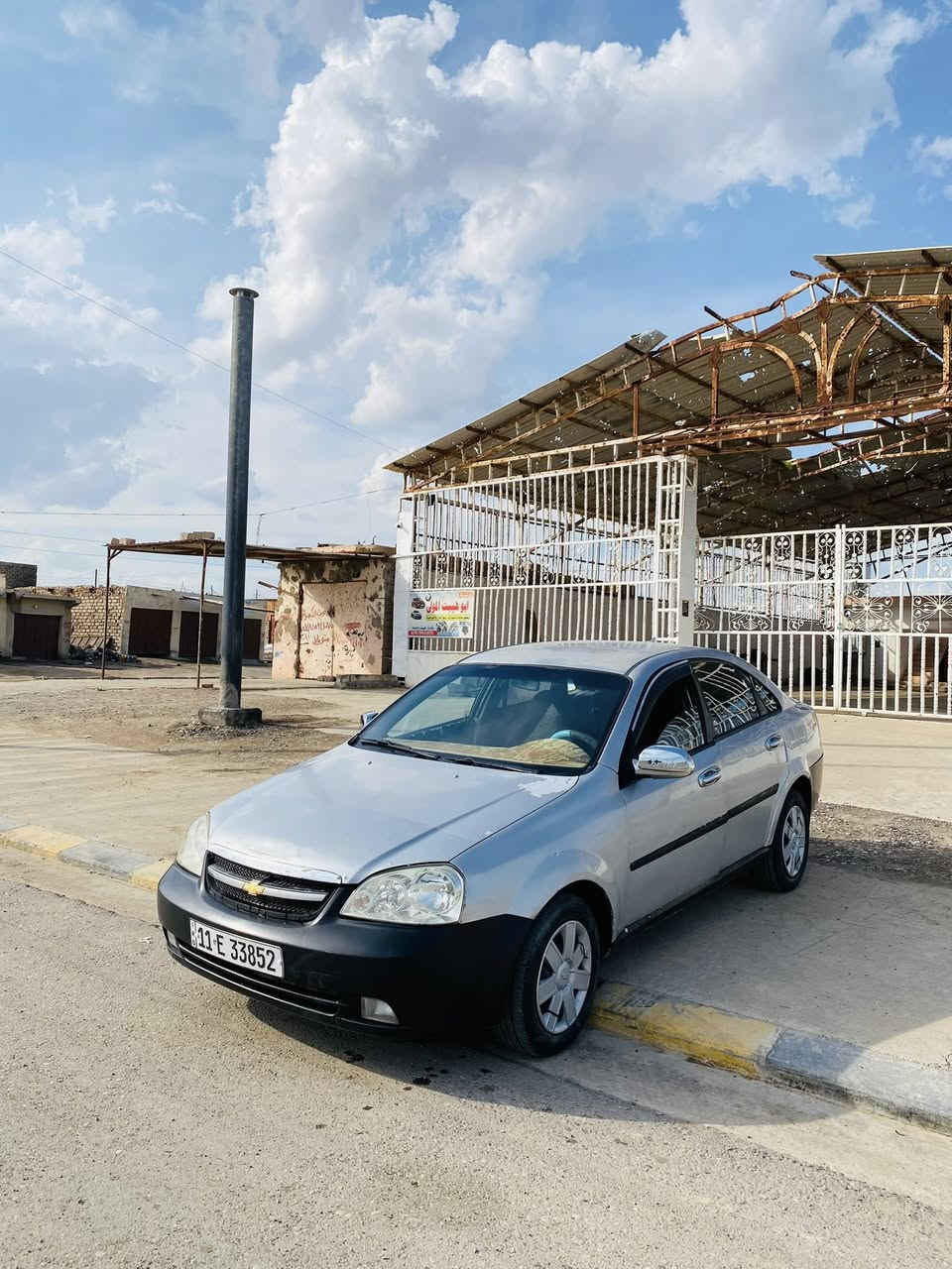 السلام عليكم
للبيع او مراوس 
اوبتره 2004 محدث 11
مصبوغه عام بدون حادث 
رقم دولي بغداد تحويل مباشر
محرك كير شرط كير عادي
صدر تخم تاير كهربائيات شاشه زنون
مكاني بيجي 
السعر45 
اتصل ***********
