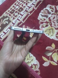 شاشة ١٤٤ هرتز • بطارية ٥٢٠٠mAh ٩٠W • كاميرا ٥٠MP OIS