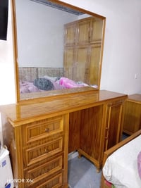 ميز تواليت جديد والله السعر اخو البلاش السعر خاص وتساب ‏‪07774079960‬‏