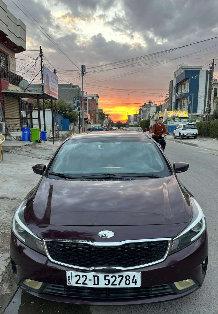 كيا فورتي موديل ٢٠١٨ 
لون كرزي حادث خلفي (قبغ صندوق مصبوغ فقط)
محرك ٢٠٠٠ دوش كير AT المرغوب 

سياره جديده وعليه ادامه كامله 

شرط ما تصرف عليه اي شي

صور الحادث بالمنشور 

ماشيه 93 الف ميل 

رقم اربيل تحويل مباشر السيارة بسمي سنويه

مكانها بعقوبه 

السعر 122 وبيه مجال بدون مراوس بيع فقط

***********
