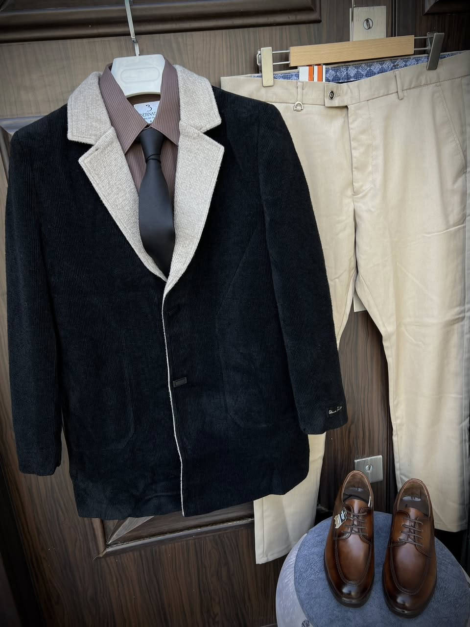 اناقه بسيطه 🍁

كوت رجالي خامه چوخ
قياسات M-L-xl-xxl-3xl

بنطرون قماش قياسات 30-31-32-33-34-36-38-40-42-
حذاء 40-41-42-43-44-45

العنوان ديالى بعقوبه ركة حاج سهيل 
☎️***********☎️

#كوت #قمصله #رجالي #كوتات #كوتات #العراق #اناقه #بعقربه
