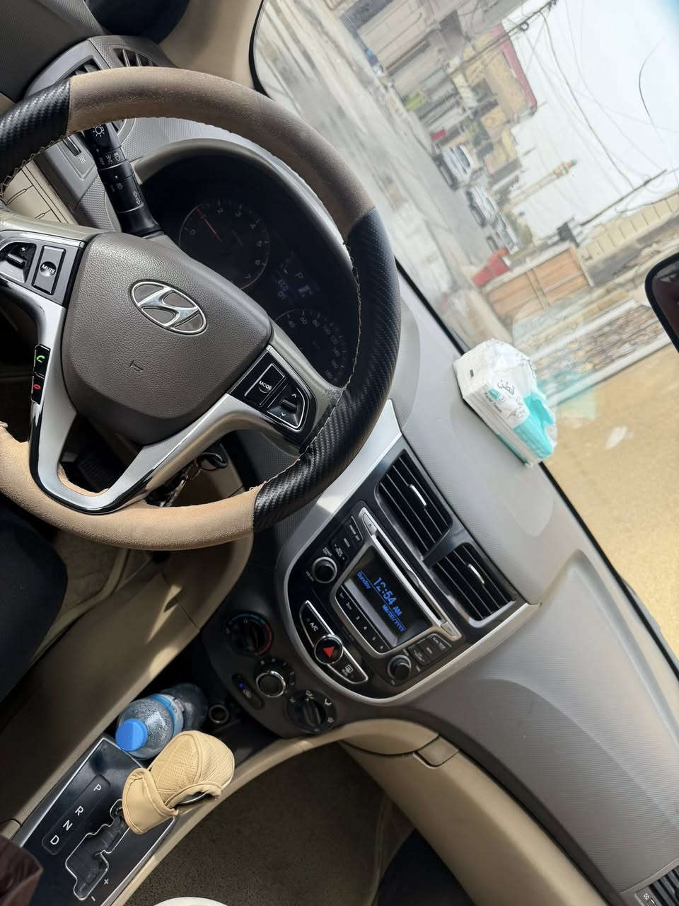 السلام عليكم
خليجيه 
اكسنت 2011
صبغ 3 قطع 
بدون دواخل 
فتحه 
تحكمات 
اشاره بل مري 
رقم اربيل 
بأسمي
تحويل 
السعر ‫89
العنوان الدوره شارع 60 
***********
