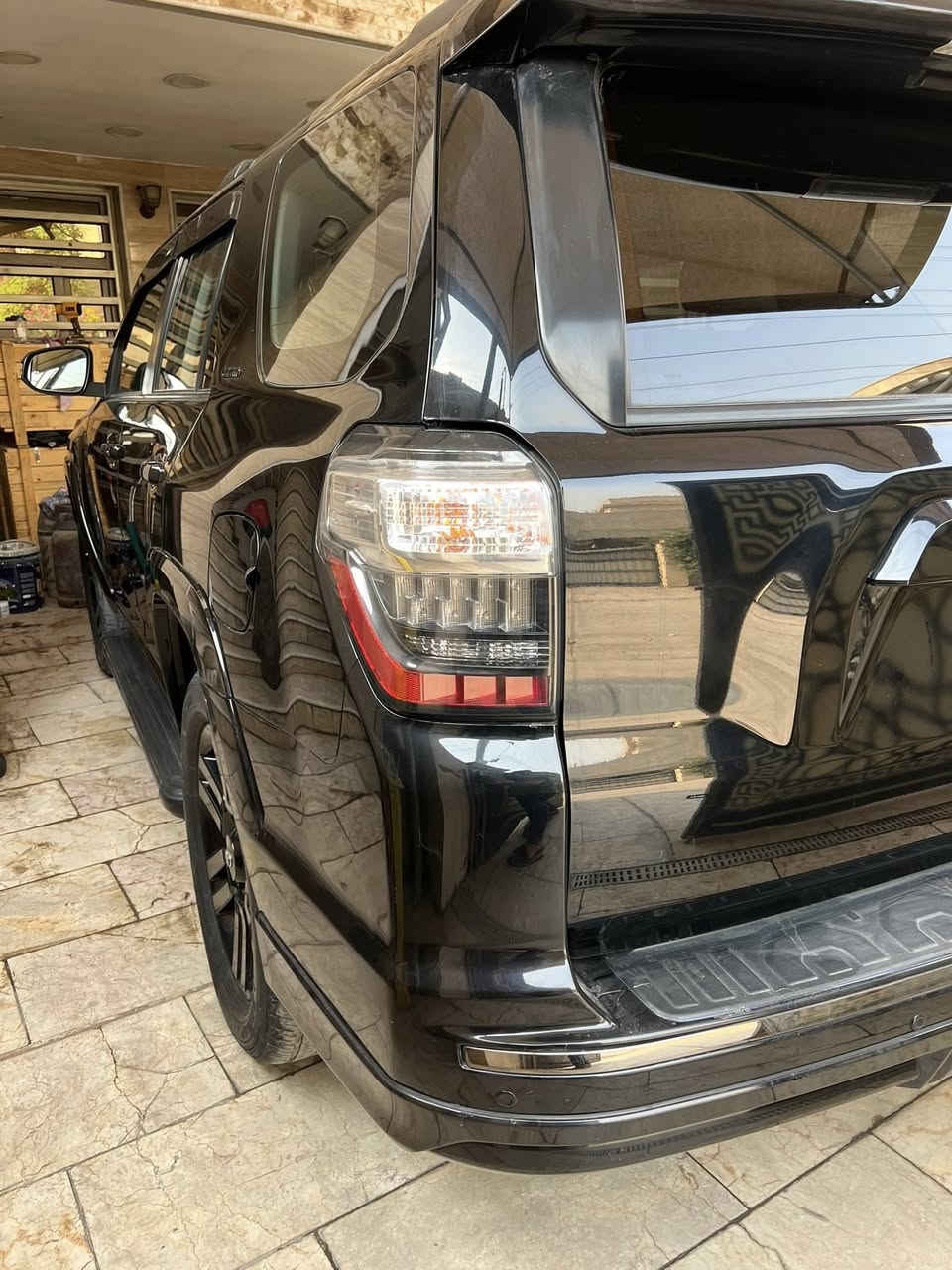 سلام عله رواد الموقع المحترمين فور رنر لمتد بلاك خارج داخل رقم بغداد تبريد وتدفىه الكشنات فتحه فور ويل سبعه راكب  حادث جاملغ امامي بدون معجون وبدون ايرباك مكانهه بغدا.د الاتصال *********** السعر المطلوب ٢٧٥ وبيهه مجال إذا مراوس حسب القناعه بسياره فور ويل احدث
