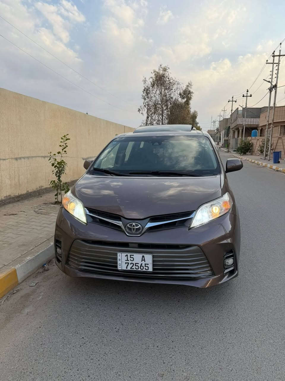 سينا موديل 18 xleفول حادثة خلفي رقم انبار المكان الرمادي  السعر 185الاتصال ***********
