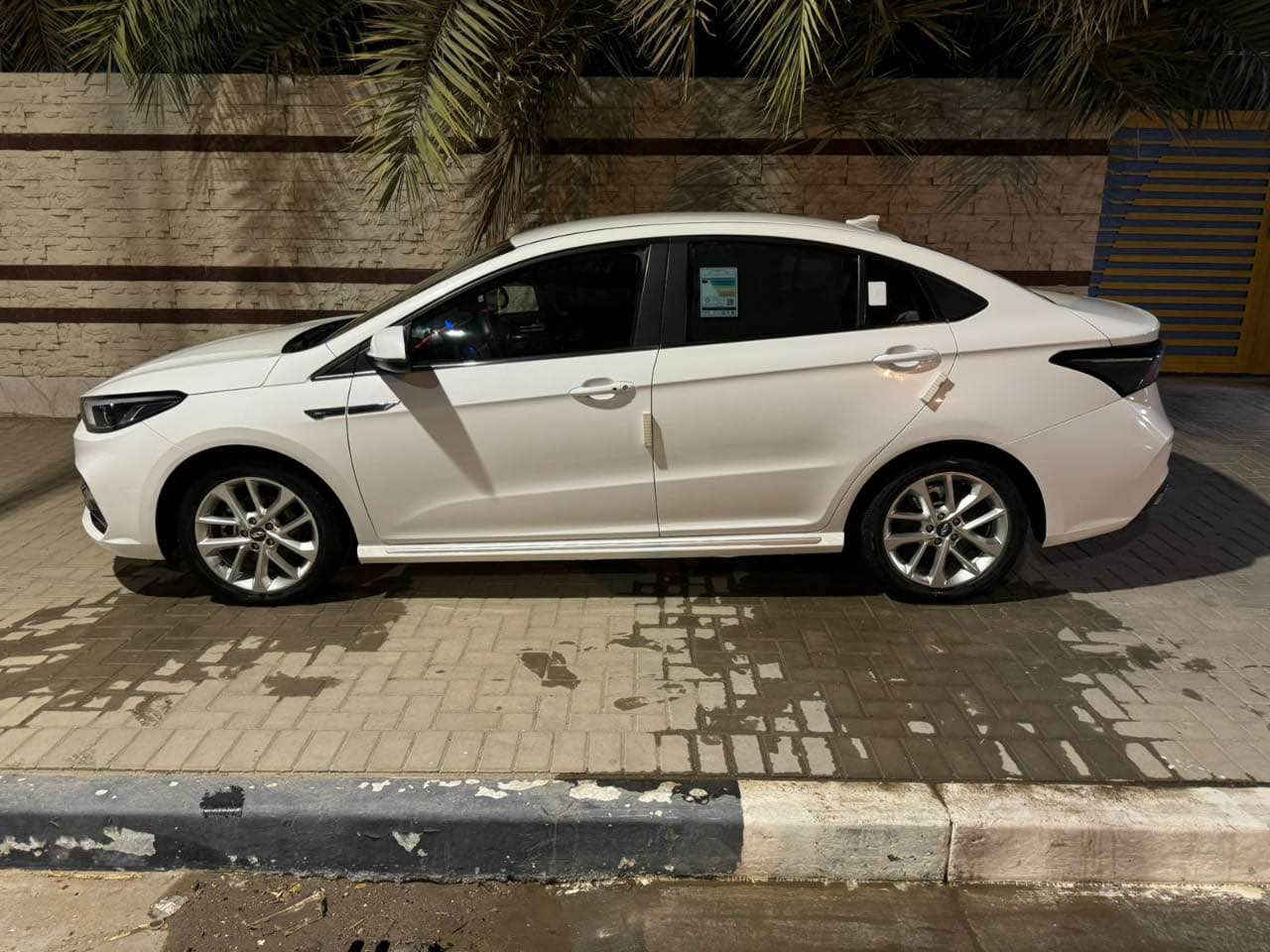 السلام وعليكم 
سياره شيري اريزو ٢٠٢٣ خليجي 
كفاله عامه من الزلق 
سياره ع وضع الشركه 
ماشيه ٦٠ 
السعر ١١٥ بيه مجال 
*********** Singapore
