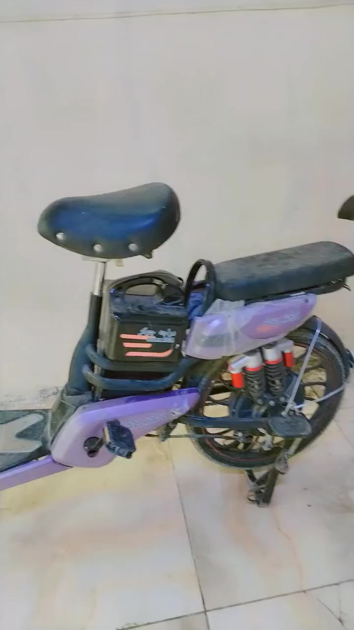 درجه شحن للبيع 4 بطاريات المكان ديالي بعقوبه ال ايريدها هذا رقمي مثل ما واضحه بالفيديو (***********) (السعر 150 الف)
