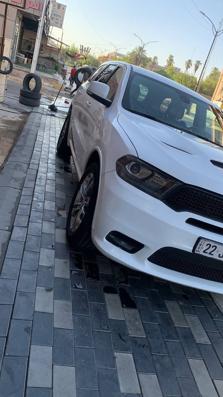 سلام عليكم دوج دورنكو موديل 2020
محرك 3600           GT
 
بدون ايرباك !!!!!!!!!!!!!!
رقم اربيل الجديد هزه جديده 
تريد وكاله تريد تحويل 

حادثها بنيد شويه فقط بدون ايرباك 
مواصفاتها 
كشن تدفئه تبريد 
كهربائيه الكشنات 
جنطه كهربائيه 
3 قطع تبريد 
سياره حلوه كلشي مناقصها برغي 
السعر 22$ وبيها مجال 
مكاني بغداد 
للاتصال ***********
