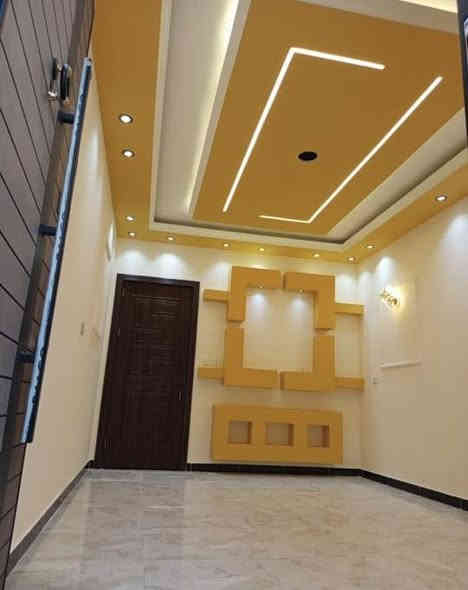 البديع للإستثمارات العقاريه 
دار للبيع ملك صرف طابو 
المساحه 80 م
الواجهة 4 م 
يحتوي على  غرف نوم  عدد4 وصاله 🏗️ومطبخ    🏗️  خدمات  
عنواد الدار حي القاهره قرب جسر البنوك 
 
عنوان الدار حي القاهره قرب جسر البنوك   عنوان المكتب حي القاهره  المعلمين قرب بيتزه بيروت واسواق حيدر مكتب البديع 
للاستفسار 
 ***********📞
