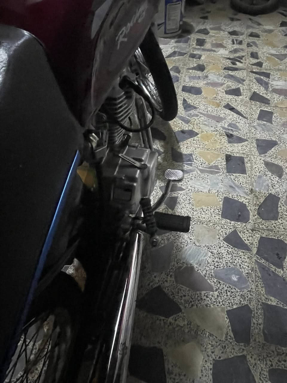 سلام عليكم دراجه نامه شلامجه لائصلي تعميره 2026مكفواله من كلشي معمرها من وسام البصراوي الي بحي زيتون كلشي بيهي جديد مستعجل عله بيعتهي سعرها 600 مكاني مطيحه مناوي لجم.  @@@@@@@0 774 867 8309
