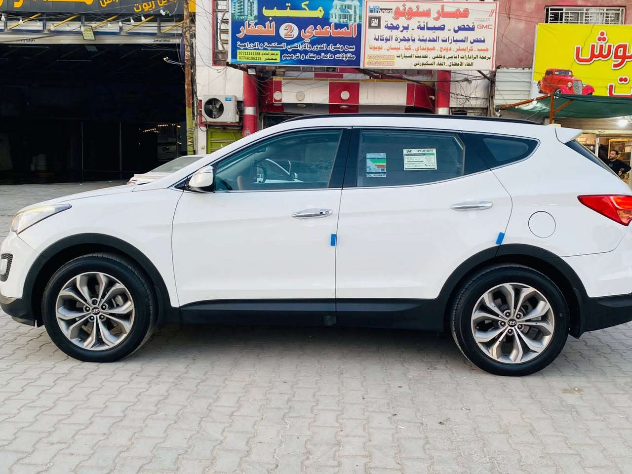 السلام عليكم سنتافيا خليجي كويتيه موديل 2013 فول مواصفات 1/1 بنراما بصمه سايد بريك بصمه سبعه راكب 
3 قطع تبريد كشنات جلد تتفهه وتبريد كشنات مري شفط 
6 سلندر وبعد المواصفات بيهه سياره حلوه وجاهزه بيهه
صبغ 3 قطع بدون اي ضربه فقط صبغ السعر (148$) ورقه
مكاني بغداد الشعب استفسار (***********)
