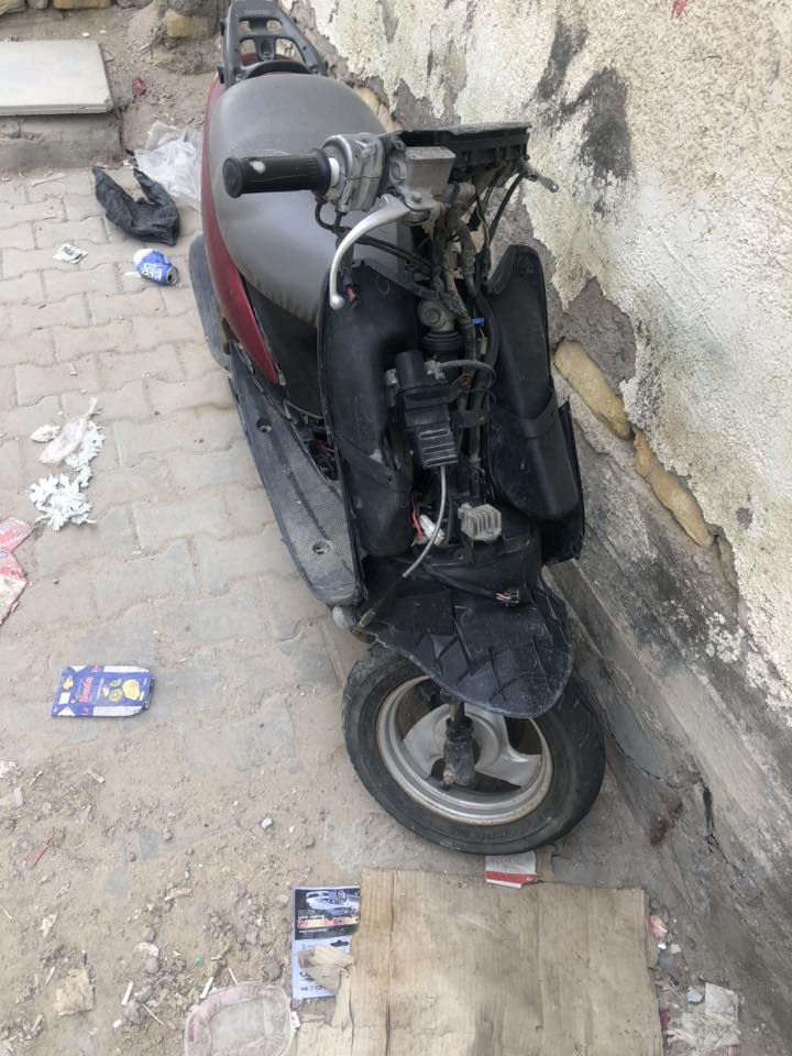 عصفوري للبيع دراجه شغاله ستوه مجفته ابيع عله هاذا وضعه 150وبيه مجال تواصل خاص ناصريه مركز***********

