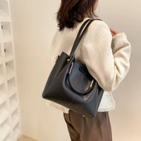حقائب جملة • درزن • مخازن بغداد