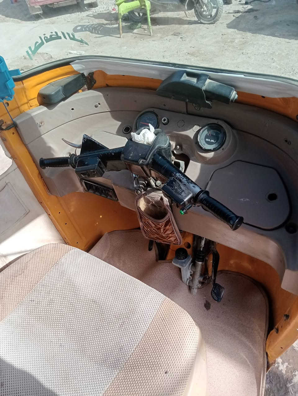 السلام عليكم تكتك للبيع مكاني القاسم   موديل 18 المكينه 20 الاستفسار اتصل ***********
