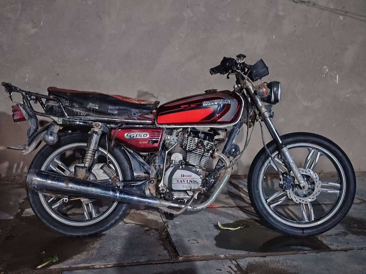 سلام عليكم دراجه سيفان البيع موديل 2020 مكان الوانيه قضاء عفك ***********
