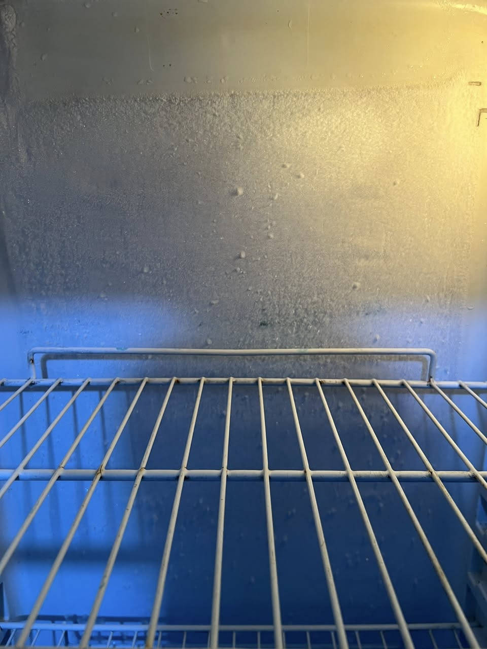 ثلاجه بدون تصليح ب100 وبيها مجال


**إذا كنت صاحب هذا الإعلان وتريد حذفه لأي سبب، رجاءا أرسل رسالة إلى الدعم الفني**