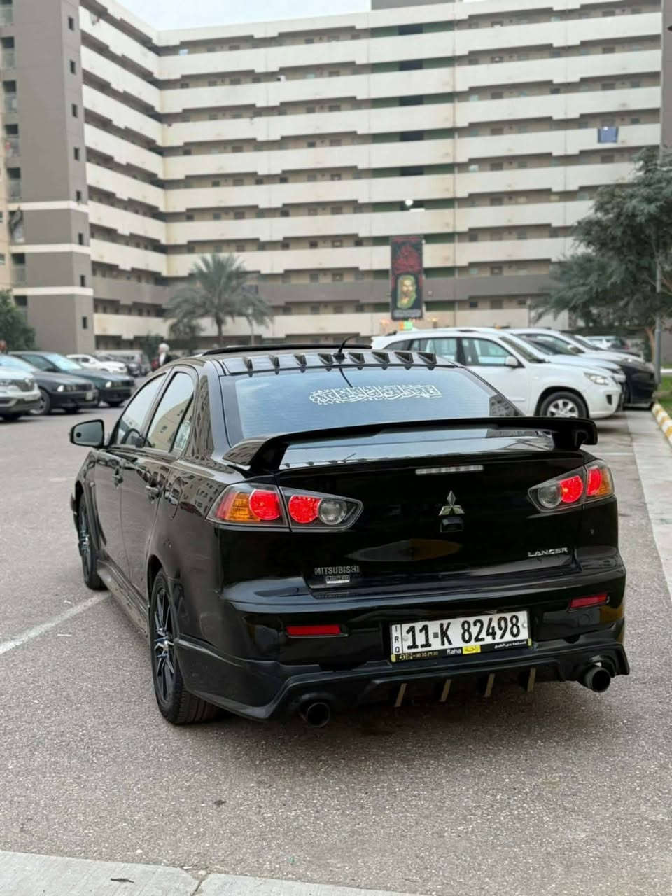 لانسر قرش 2017 وارد بيع او مراوس
حادثة من امريكا جاملغ وبنيد
والجاملغات الخلفية فقط كلير 
مكينة 2400
تحويل مباشر
مواصفات
 فتحة سقف
شاشة
تحكمات ستريت
بصمة
تشغيل عن بعد
لايت زينون ليزري
اضافات خارجية مثل مموضح بالصورمكان السياره الديوانية قضاء الشاميه 
مكلف بالنشر
رقم صاحب السياره ***********
