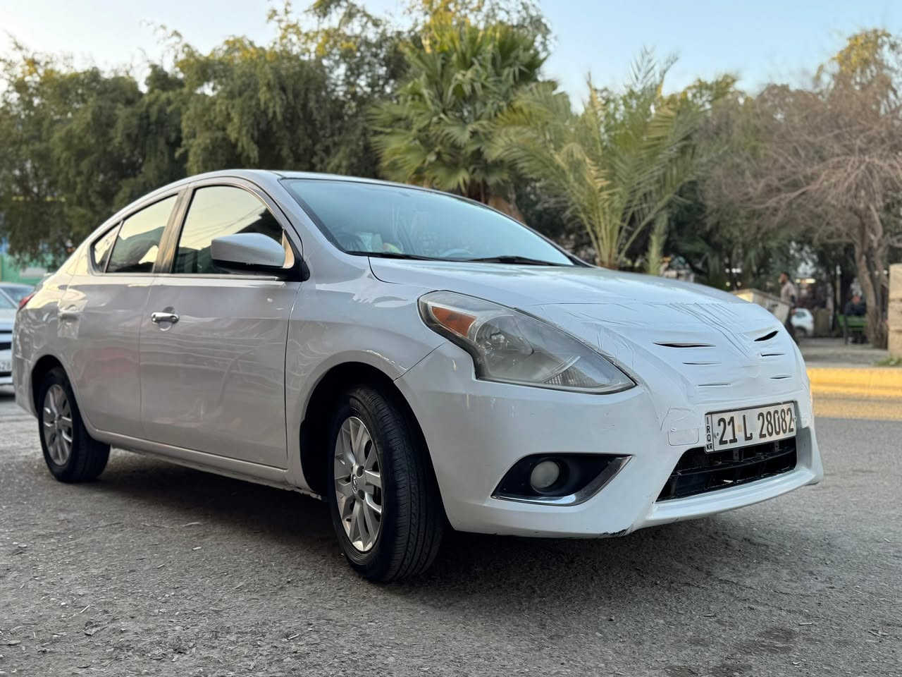 السلام عليكم
للبيع نيسان فيرسا 
موديل:2017
ويل كروم 
شاشه+كامره
تحكم ستيرن جهتين 
بلاجكتور يدات نيكل 
رقم سليمانية سنويه جديد حد 2031
هزه جديد شرط تحويل او وكاله 
بطاقة بانزين موجود 
گير محرك بشرط 
جاملغ خلفي صبغ+نص باب خلفي سكن صبغ بلادي بدون تبديل قطع البلادي 
السعر:105$وبيها مجال 
مكان السيارة كركوك
***********
