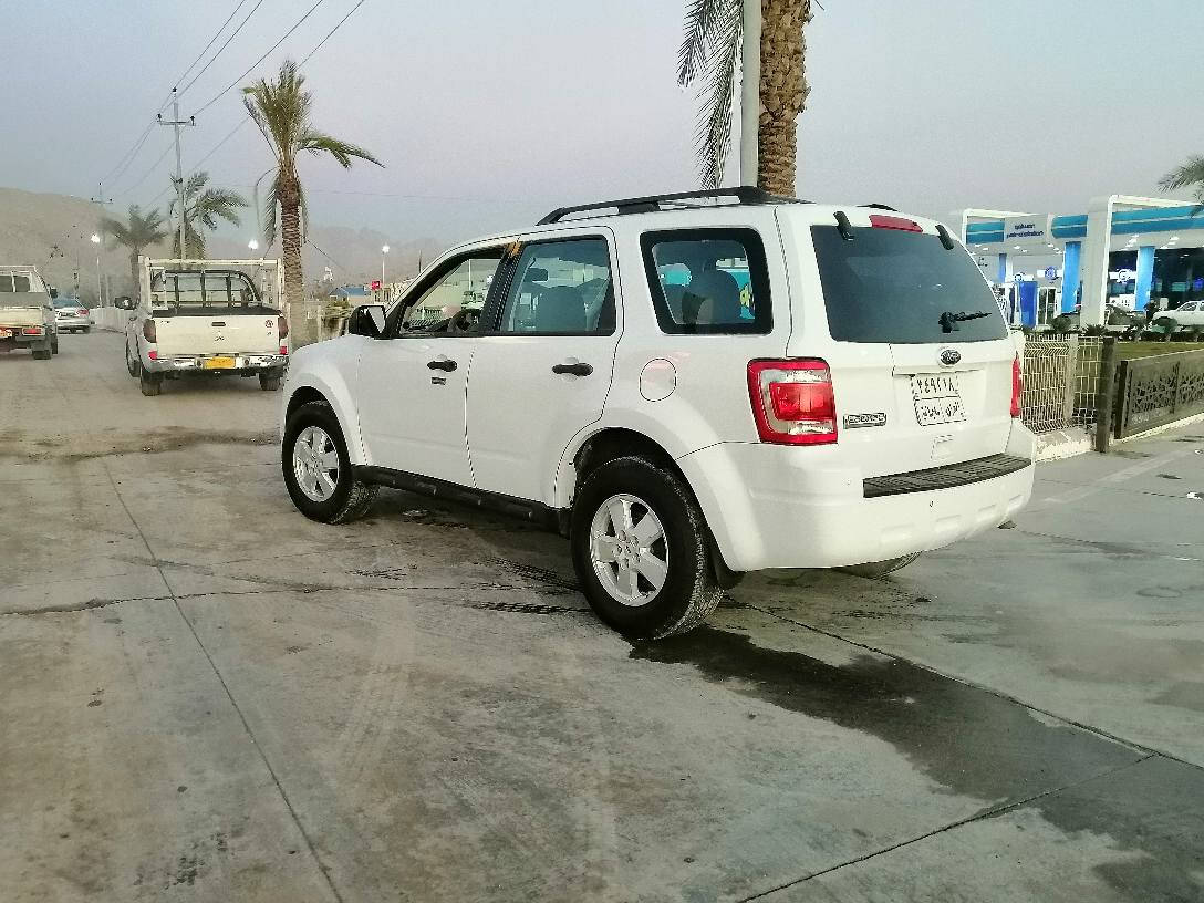 2010چواربستن دبئکسل مالی دۆست رانية, السليمانية


**إذا كنت صاحب هذا الإعلان وتريد حذفه لأي سبب، رجاءا أرسل رسالة إلى الدعم الفني**