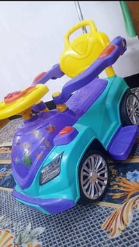 غراض لبيع مثل ما موضح بلصوره ميز بلازمه لبيع 50 قفل   سياره مال اطفال ...