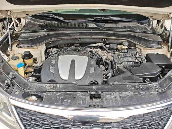 السلام عليكم  كيا سورنتو 2015 وارد خليجي مري شفط  بصمه داخل بيجي كير مكينه كفاله تبريد 3قطع سبعه راكب  ماشيه144.000سعر 158وبيها مجال حك الجيه مكاني بغداد حي الأمين ***********
