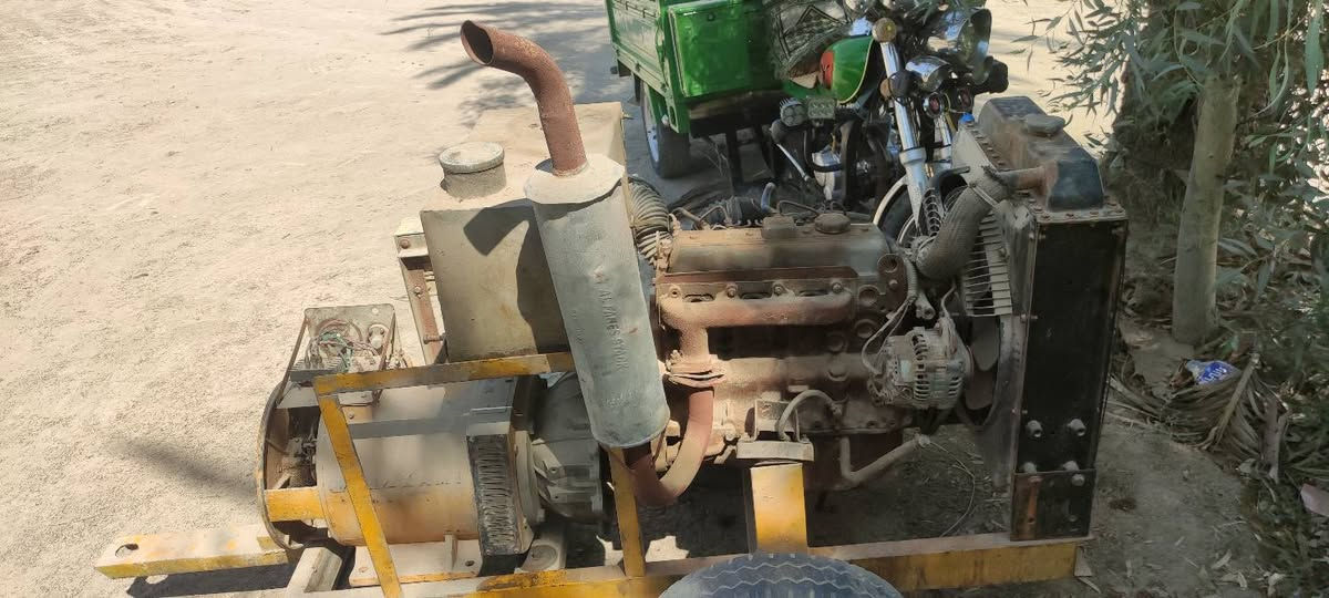 سلام عليكم مولده كيه للبيع اربعه بستم راس توليد 30kv 120امبير شغال نحاس درجه اولى 100% شرط مكفول المولده لاطشه سبب مكطوع القايش وحمت وطفت وماشتغلت بعد سعر 950وبيه مجال لطيبين مكان بابل لل استفسار عل رقم تالي *********** بي واتساب

