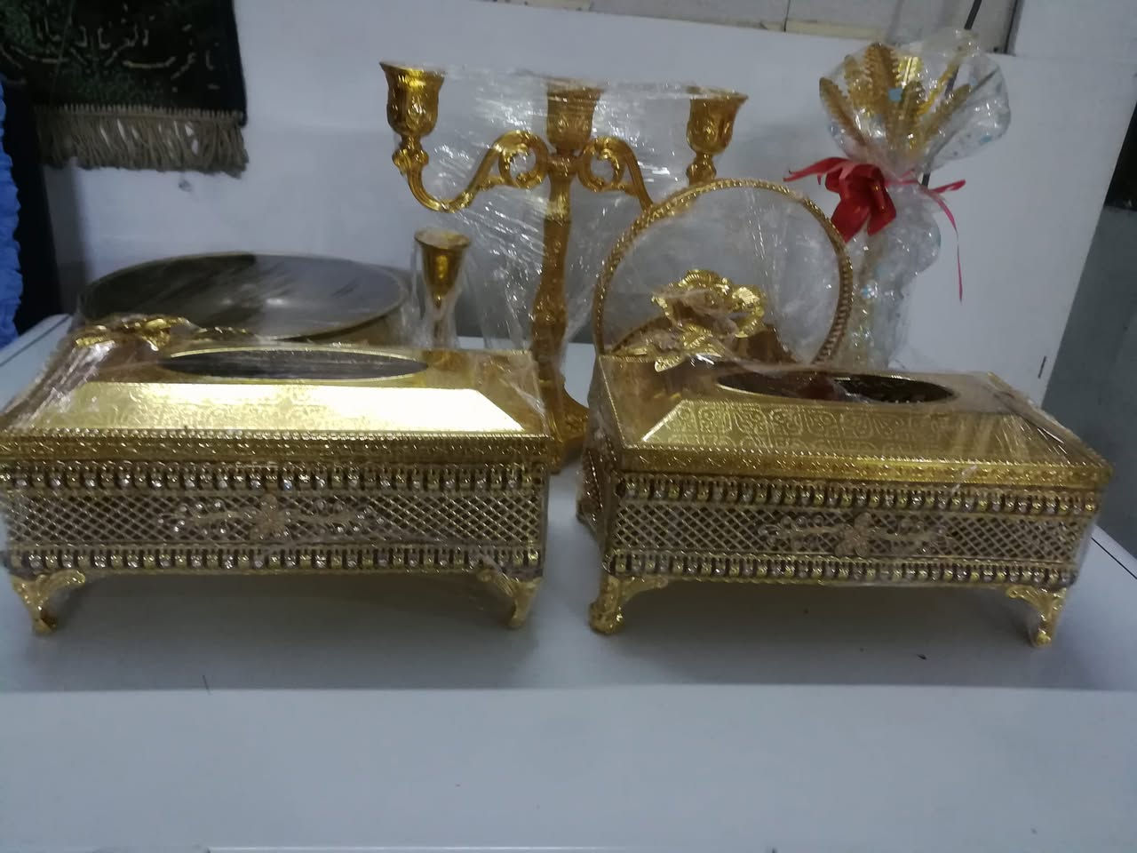 شمعدان 2 وعلبة تقديم حلويات 3 وعلبتين كلينكس (حديد)
جديدات كلهن بسعر 50 ألف وبي مجال


**إذا كنت صاحب هذا الإعلان وتريد حذفه لأي سبب، رجاءا أرسل رسالة إلى الدعم الفني**