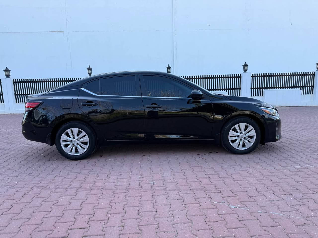 نيسان سنترا موديل 2024 موصفات S 
بصمه ردارت امامي و خلفي وجنبي ضرر بس بولند صبغ بدون اي دوخل رقم شاصي مع صوره  ايربك ستران مرجع شريك سياره ماشي 2000 زيرو سياره رقم كاتي شمال تترقم اربيل دهوك سلمانيه حسب رغبه رقم تلفون كورك وتساب *********** دهوك, العراق
