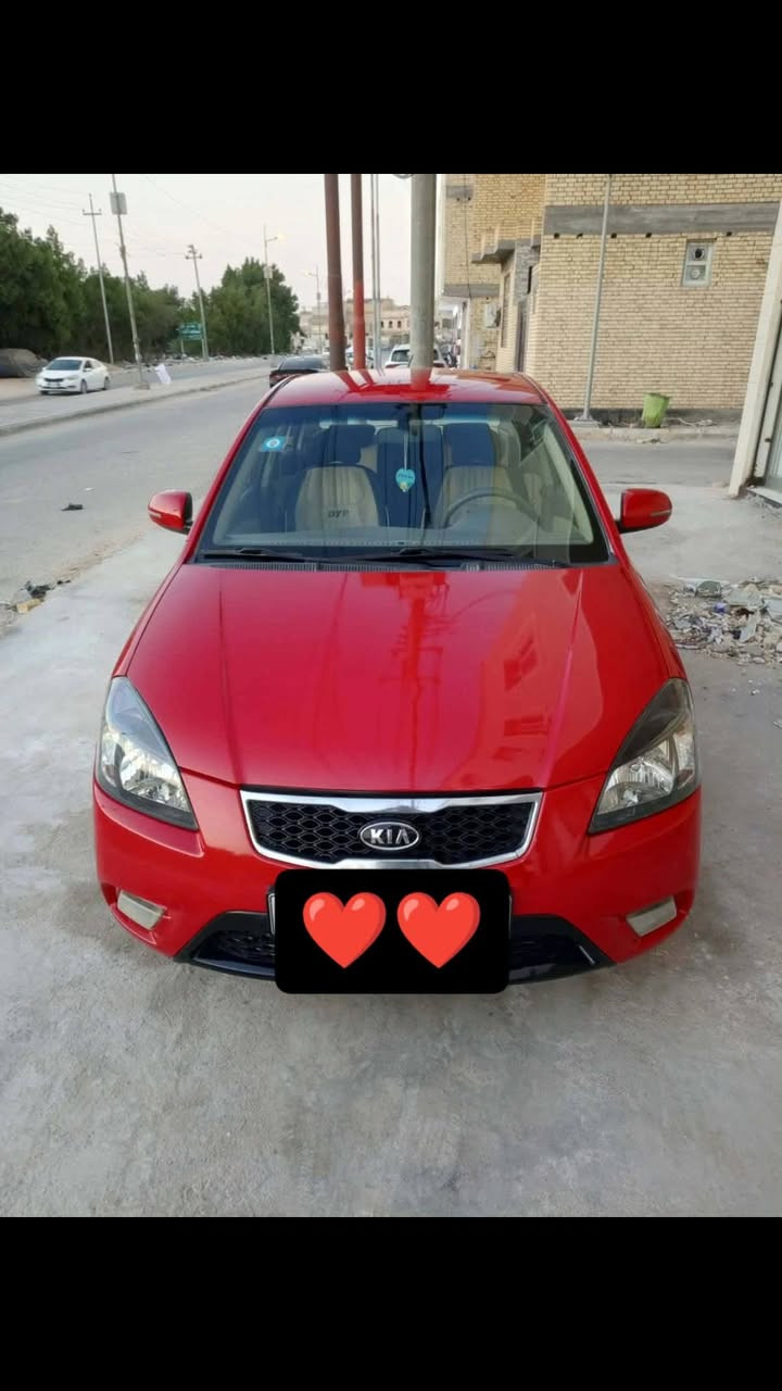 كيا ريو 2011
مكفوله من الضربه وتبديل مصبوغه عام اثر جراد 
مكينه 1600
بغداد بأسمي السعر 90وبيه مجال الاتصال ***********
