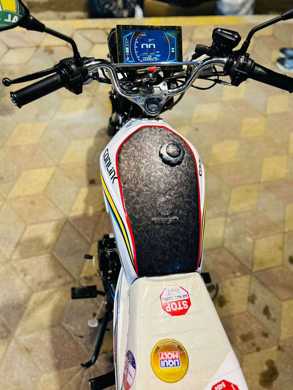 سونك موديل 24 سعر 850 وبي مجال مكاني جزيرت الخالديه *********** مراوس يرهم
