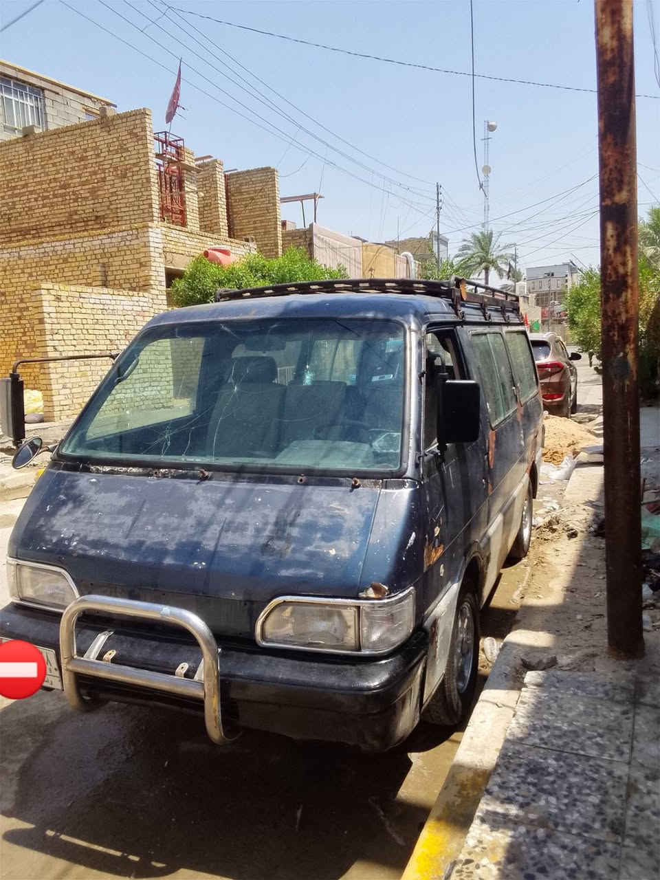 السلام عليكم سياره للبيع موديل 94 سياره جاهزه اي نقص ما بيها اصولي صاحبها موجود ماكينه جير واكسن كله جديد صدر جديد تخم تاير بيها جديد كهربائيات كلها شغاله اي نقص ما بيها دوشمه جديده المكان بغداد الحسينيه مال الراشديه السعر 32 بها مجال بسيط ما متواجد عنك شراي يتصل على هذا الرقم ***********👉
