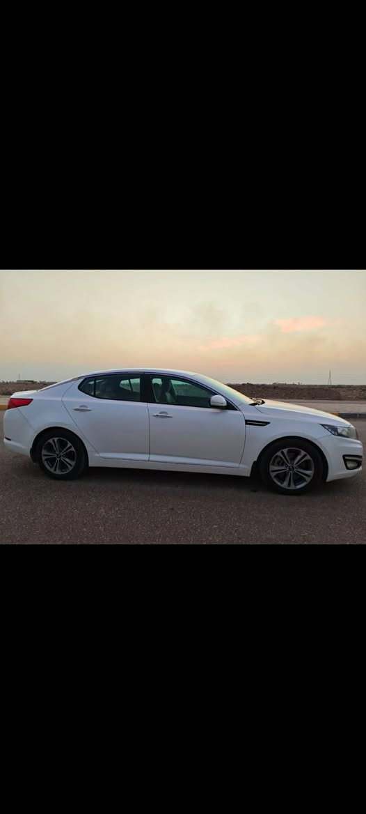 السلام عليكم اوبتيما رقم اربيل موديل ١٤ مكينه ٢٤٠٠ خليجي سياره لاصبغ ولا فتح ولاتبديل فقط مكانات بارد اصغار وكاله باسمي بصمه شفتات بالستيرن كامره حساس شاشه كبيره سياره فول مواصفات عده الجلد والفتحة 
الشراي يتصل على الرقم وبي خير ويدلل 
*********** مكان السياره بابل
