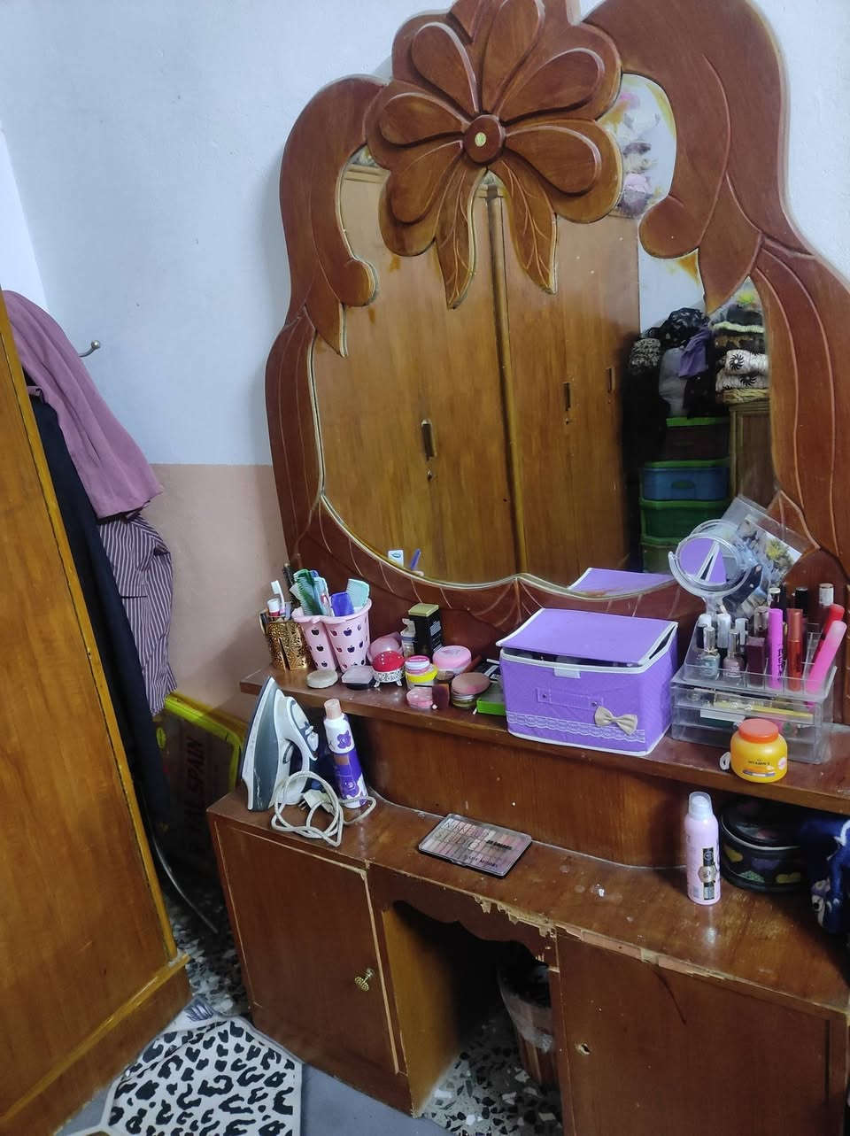 غرفة للبيع السعر ٢٥٠ وبيهه مجال


**إذا كنت صاحب هذا الإعلان وتريد حذفه لأي سبب، رجاءا أرسل رسالة إلى الدعم الفني**