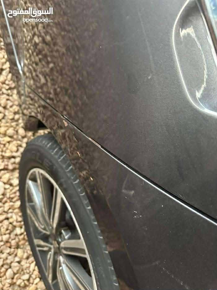 السلام عليكم
اوبتما ٢٠١٩ فول ماعدا البصمه حادثه موجود وسونار موجود محرك وكير مكفول 
السعر ١٥٠ وبي مجال 
***********
