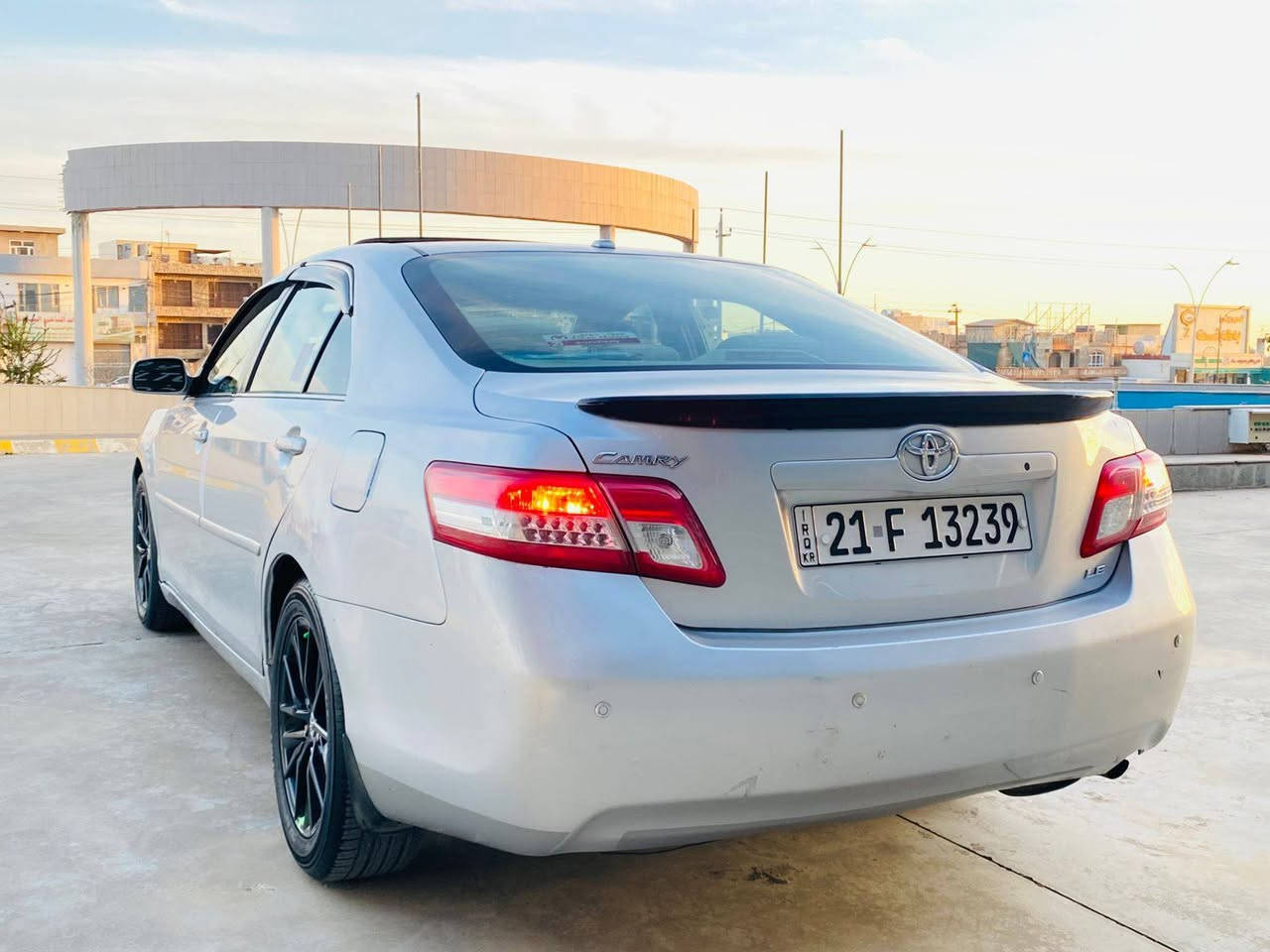 السلام عليكم .. كامري للبيع موديل 2011 فوول مواصفاات
رقم سليمانية الجديد 
سنوية جديدة الى 2030  
محرك اربعه سلندر
سلايت
كشن كهربائي 
تحكمات
قفل سرعة
حساسات 
ويل كب كامري 2020
تخم تاير
محررك شرط
گير شرط
منظومة زنون
تبريد + تدفئه
صدر امامي خلفي جديد 
السيارة جاهزة اي نقص ماكو
الصبغ قطعه فقط .. بدون اي داخل
بجم كبس 
جنطه كبس
السعر 111 
العنوان / تكريت القادسية
للأتصال ***********
