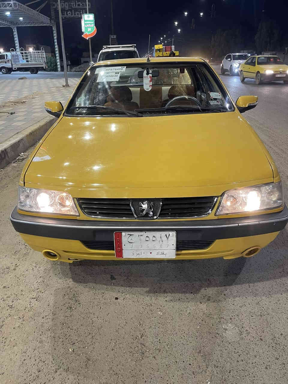 لميس موديل ٢٠١٥
مكفوله من الضربه وتبديل والصبغ 
صدر جديد تخم تاير جديد تبريد تدفىا شغال 
💵 السعر ٤٠ و بيه مجال 
العنوان بغداد مدينه الصدر قرب حمام المدينه
الرقم ***********
