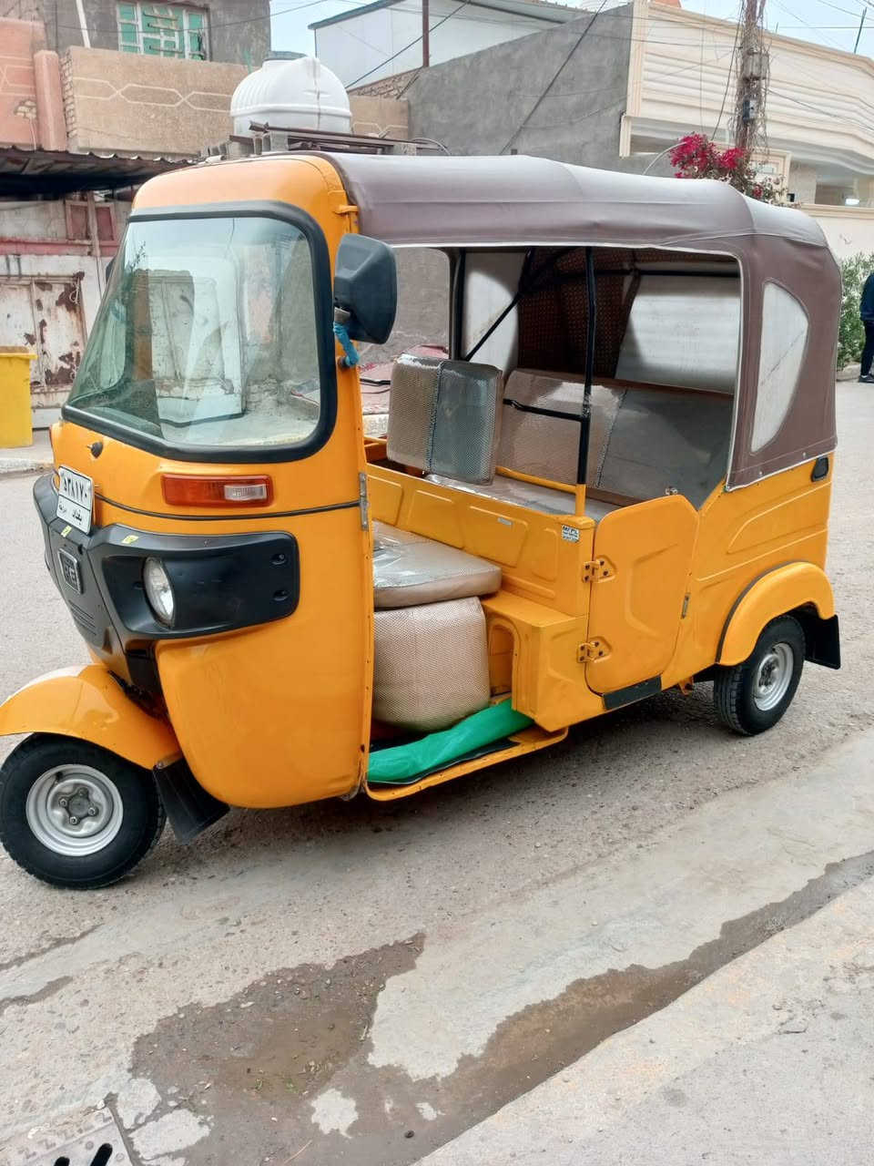 السلام عليكم تكتك موديل 21 شهر 12 محسوبه على 22 رقم وسنويه السعر خاص هاتف ***********
