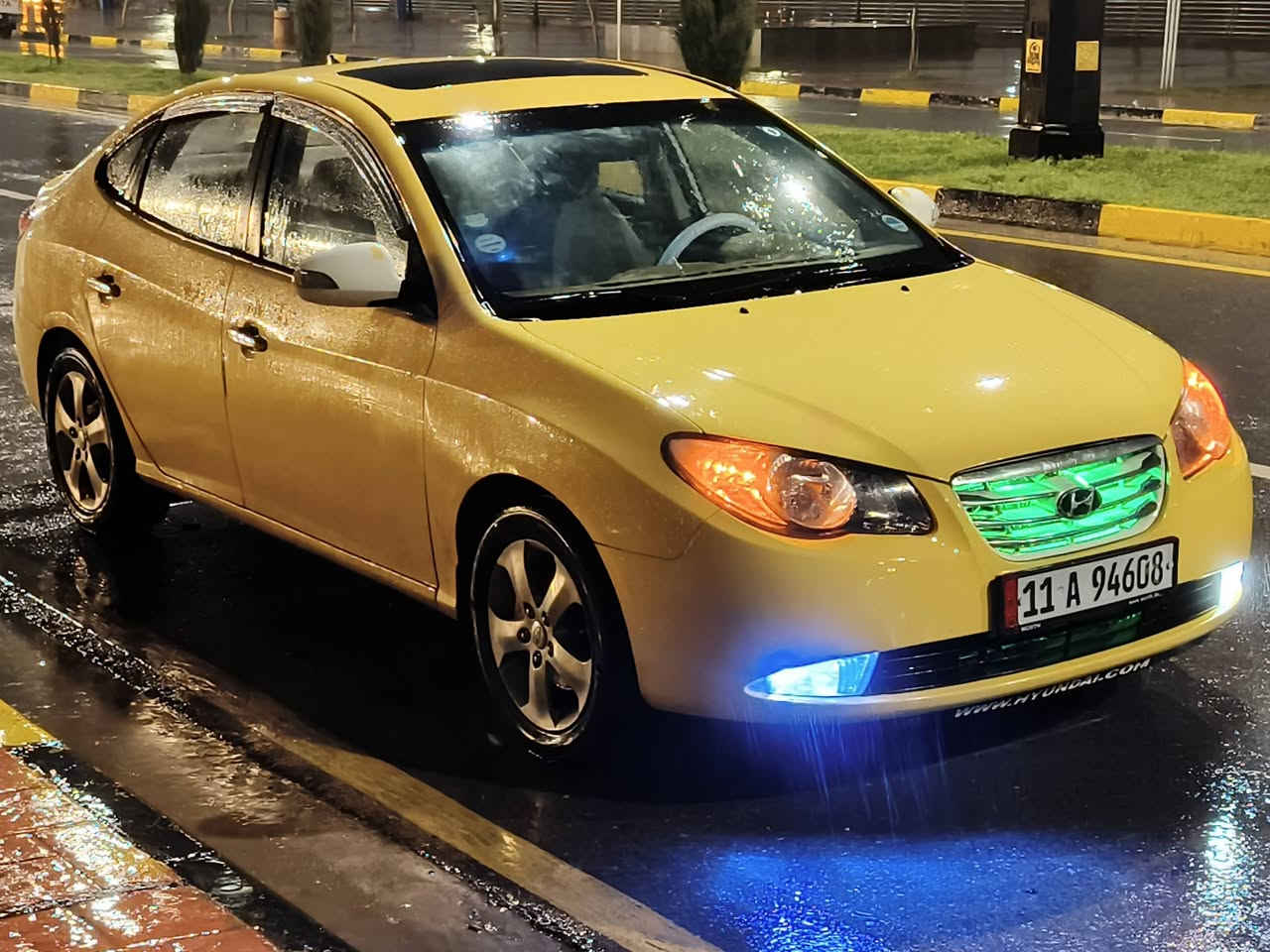 للبيع
‏سيارة هيونداي إلنترا كوري تكسي لون أصفر موديل 2011، بحالة ممتازة خالية من الضرر.

🔹 فول بدون بصمة

‏🔹 رقم: بغداد انگليزي

‏🔹 مصفرة هيئة وغرامات

‏🔹 شرط التحويل _ بالموصل 

‏🔹 محرك 1600 (1.6) شرط لا صرف ولا نفخ 

‏🔹 السيارة نظيفة وجاهزة للاستخدام

‏🔹 كابون بانزين وياها

‏🔹 فتحة سقف 

🔹 تحكمات ستيرن جهتين

‏🔹 ويل كروم 

🔹 تبديل چاملغ اليمين بأصلي 

بدون داخل وشرط

‏ السعر: 120 وقابل للتفاوض للطيبين

‏السيارة ما تحتاج أي صرف، استخدام يومي مريح واقتصادي

‏📲 للأستفسار أو التواصل اتصال على الأرقام التالية:

‏*********** _ بي واتساب

‏***********
