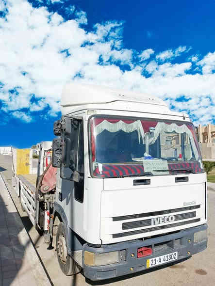 افيكو موديل 2004  سبرنكات مو جوبلس 
6برغي جهاز 5ونص طن 3سلايت يرهم بي نوب
سياره جاهزة خير من الله بس تشتغل عليها 
سعرها 175بيها مجال رقم سليمانيه باسمي تحويل ثاني يوم

***********
