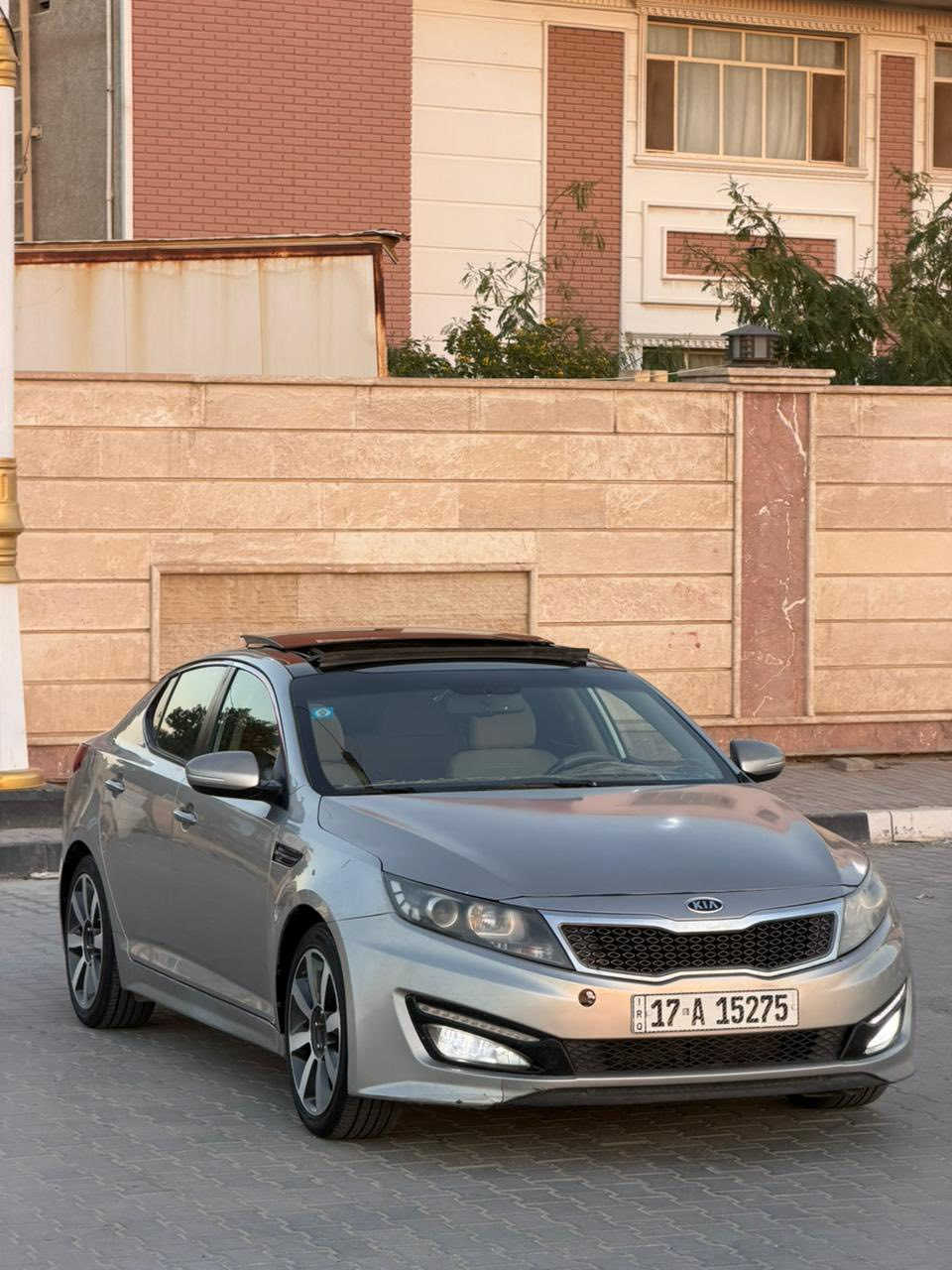 السلام عليكم
كيا اوبتيما 2013خليجي بسمي مداور ثاني يوم رقم مثنى نكليزي الجديد بيه بنيد صبغ فقط بدون تبديل 
موصفات 
1تحكم استيرن 
2بصمه تشغيل 
3بصمه ابواب 
4بنراما قطعتين 
5شاير بل مري 
6مري شفط 
7تبريد قطعتين 
8شاشه كامره خلفيه 
9الد امامي خلفي 
10حساس خلفي امامي 
11محرك 2400دوش
12ويل كب كروم  
سياره جديده  بمعنى الكلمه ماشيه 145حقيقي 
مكينه كير حداديه تبريد تخم تاير   ربع ماتصرف عليه سعر 129وبيه مجال لاستسفار ***********مكان السماوه المركز
