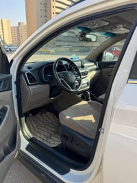 توسان خليجي فول مواصفات كشنات كهرباء  بصمات بانوراما  وهواي مواصفات بي...